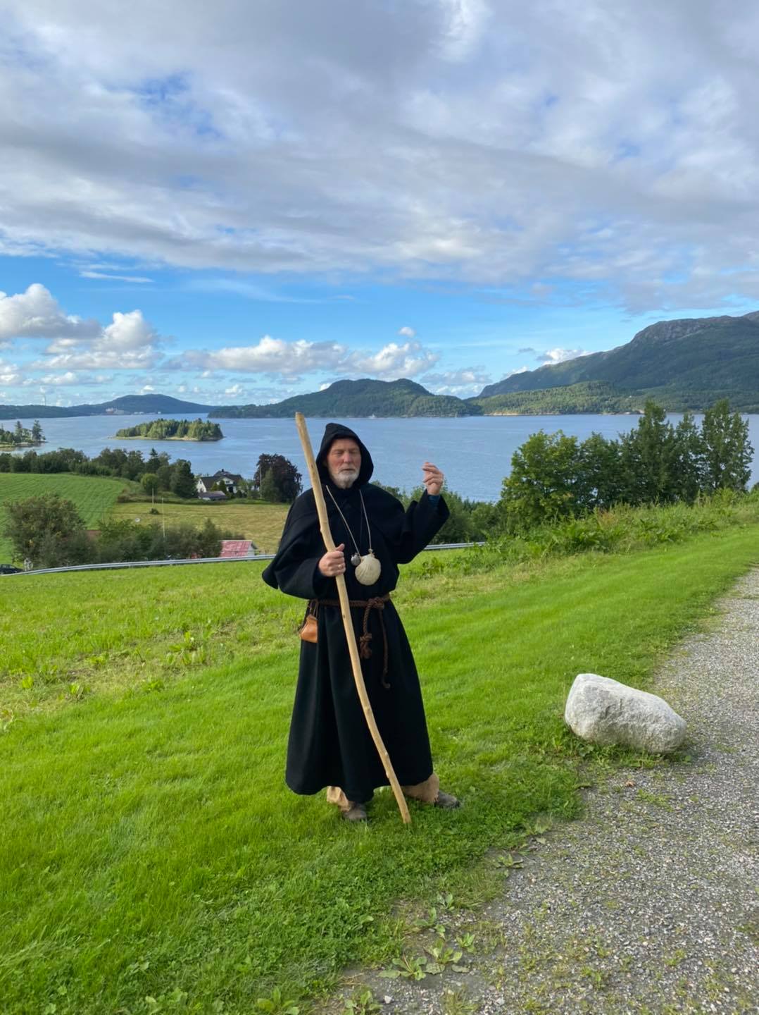 Påskepilegrimstur til Kvernes