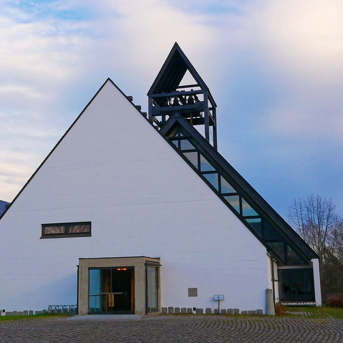 Vandring fra Holmen kirke til Berger gård